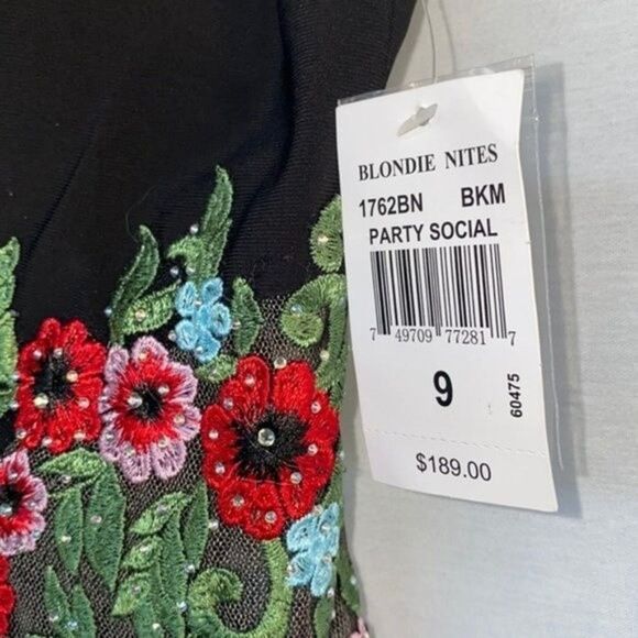 BLONDIE Sleeveless Short Fit + Flare Party Dress - Picture 7 of 12